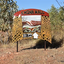 China Walls is only 6 kilometres from Halls Creek
