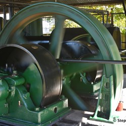 The fully restored Crossley engine in operation 