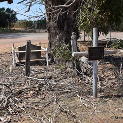 Old Graves at Musgrave Roadhouse