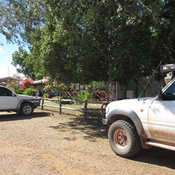 Lunch at the Burke and Wills roadhouse