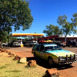 Halls Creek for fuel and lunch