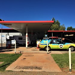 Nanutarra Roadhouse for fuel and lunch