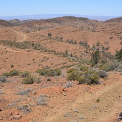 Leaving Mount Caernarvon on the original track