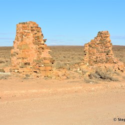 Old ruins at Waukaringa 