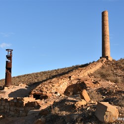 Waukaringa mine ruins