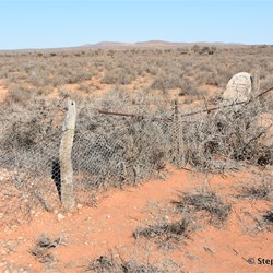 Waukaringa general cemetery 