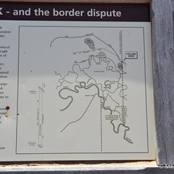 Map showing the "Dog Leg" in the South Australia - New South Wales Border