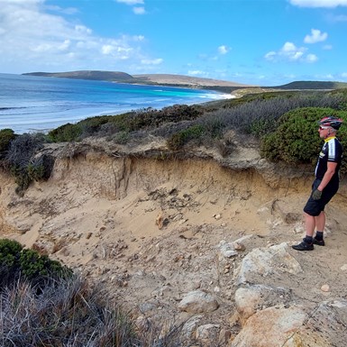 Washed out track (no good even for a 4WD)