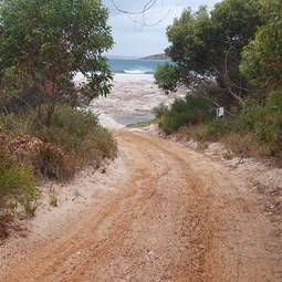 Exploring the track to the inlet
