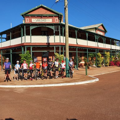 Woolshed Inn, Nungarin