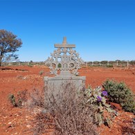 Interesting cemeteries of the Mid West