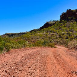 Changing scenery on the Buchanan Highway