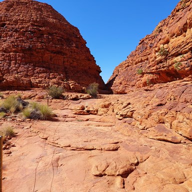 Fabulous structures along the Rim Walk