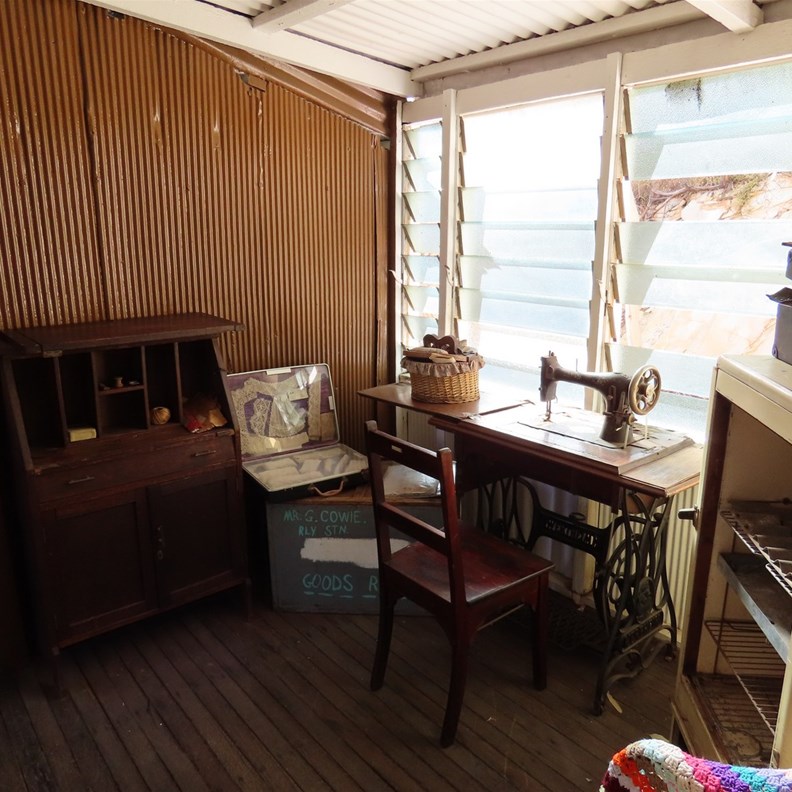 Tent House 3