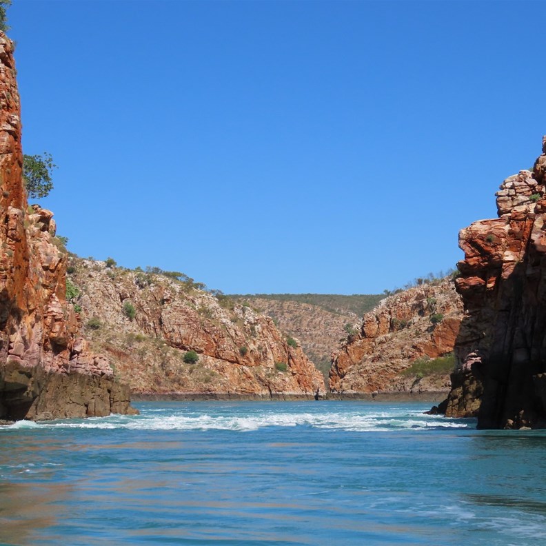 Horizontal Falls with Incoming Tide of about 30