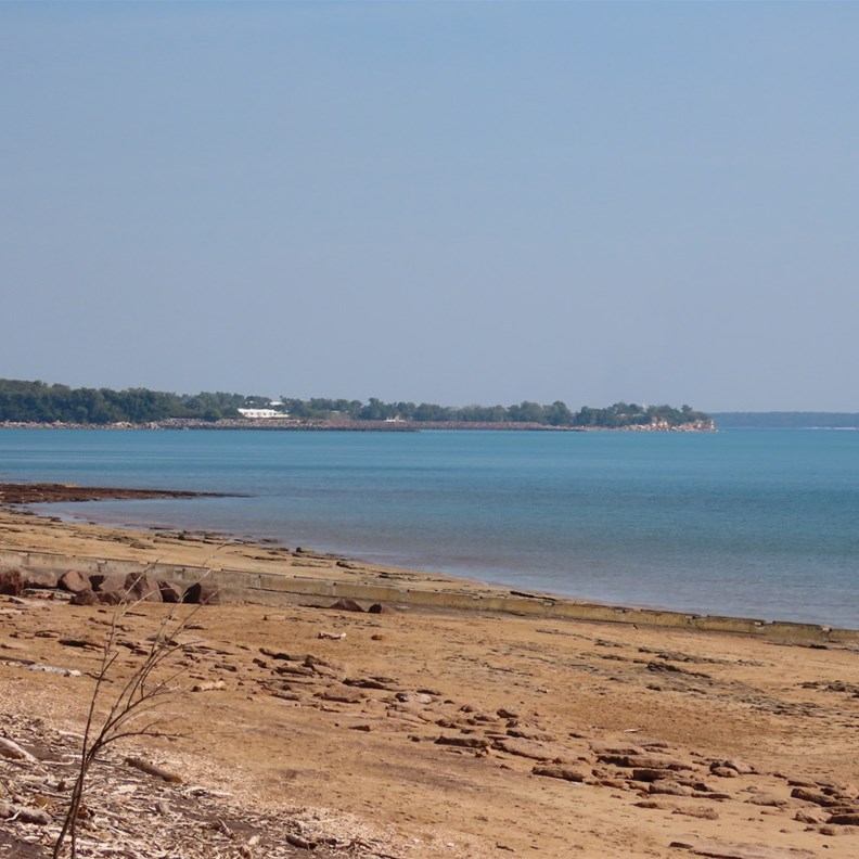 Bundilla Beach