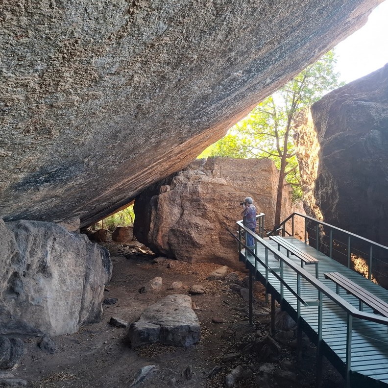 Nourlangie Rock 7