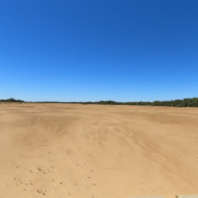Crossing the dry part of the Gascoyne River