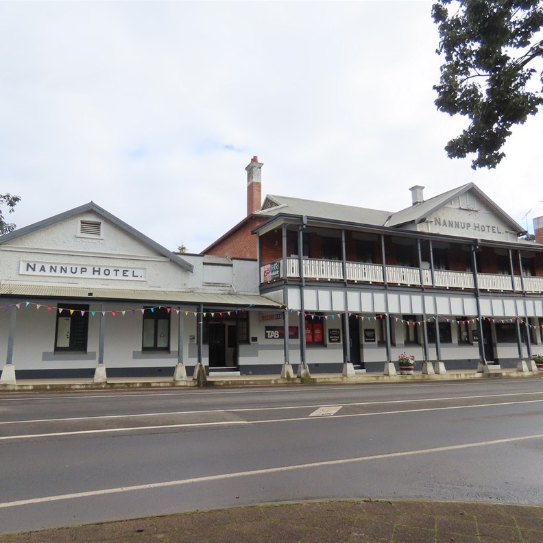 Nannup Hotel