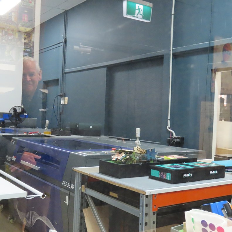 Jigsaw Making Machine