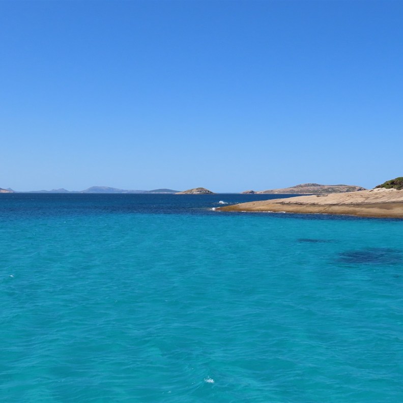 Island Cruising 7