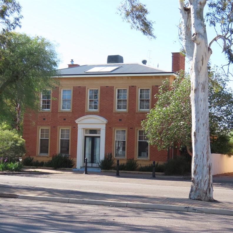 Georgian-style solid red-brick 1940