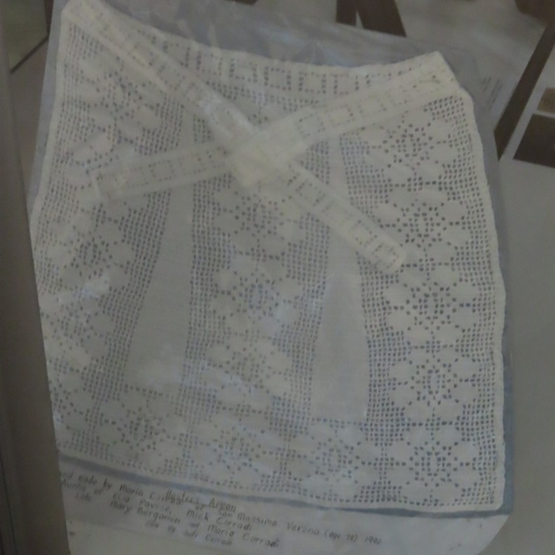 Made by Maria aged 78 in 1990 Hostess Apron