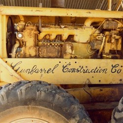 Gunbarrel Construction Co. Grader - Giles 1985