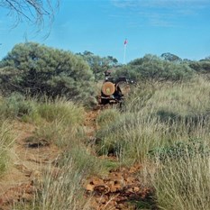 The first sections of rocky track heading west from Tchukardine Pool