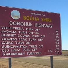 The start of the Donahue/Plenty Highway.