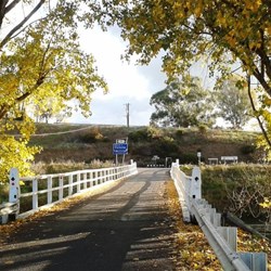 Entering Victoria at Towong bridge