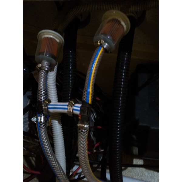 Water filler - air breather lines 
