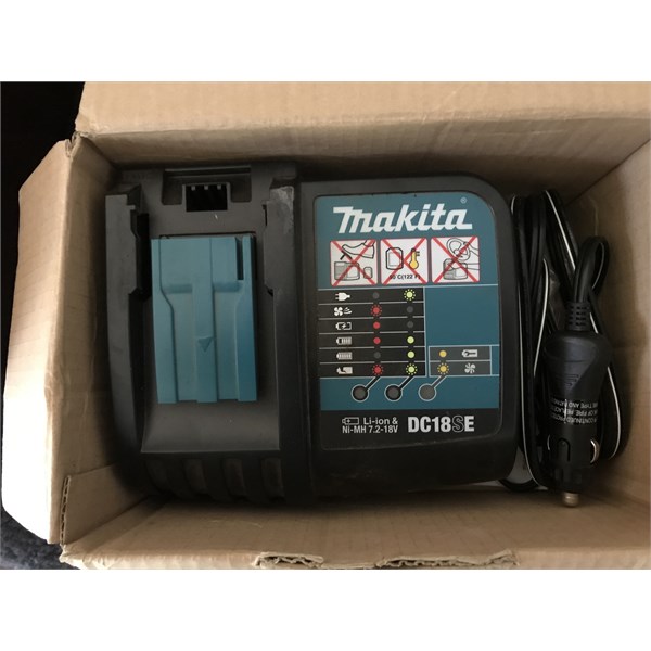 Makita DC18SE 12 volt input charger.