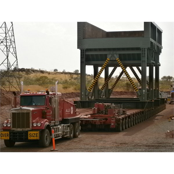 Night move ~ Great Northern Highway ~ Port to Eastern Ridge mine.