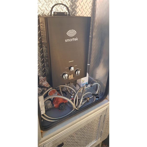 hotwater compartment