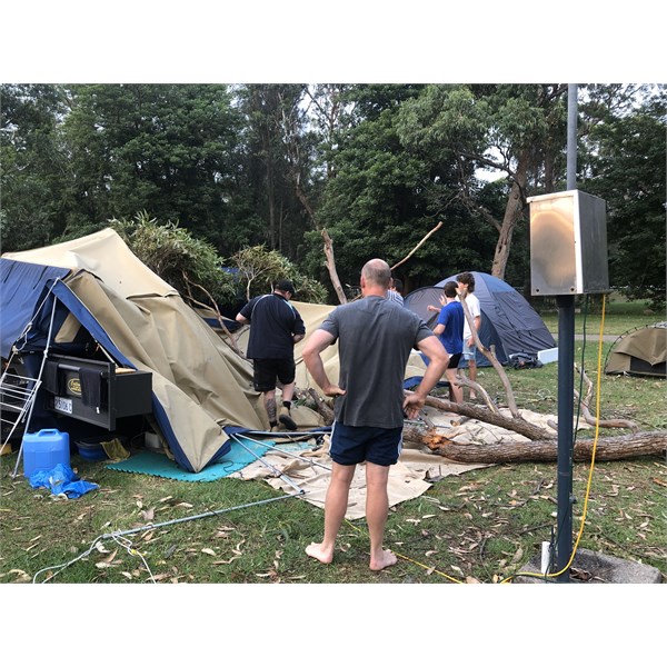 Tree limb vs camper 1