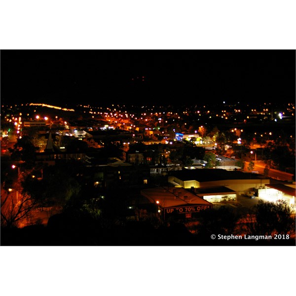 ANZAC Hill in Alice Springs is worth a night visit