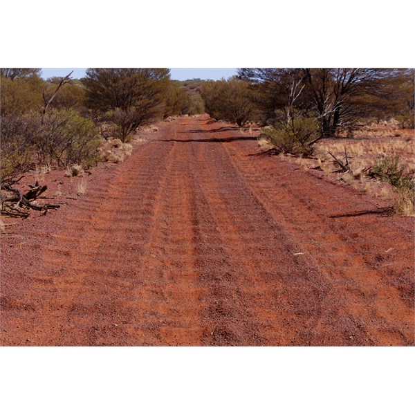 Typical section of track between Cooper Pedy and Emu