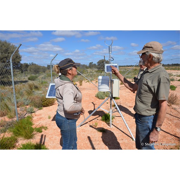 John and Suze at a remote weather station in the Great Victoria Desert