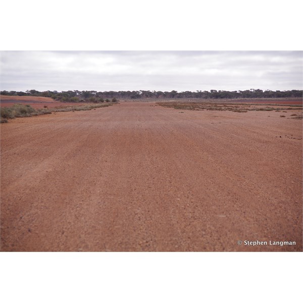 The dry Emu runway