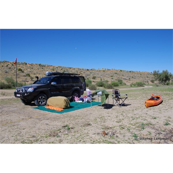 Our camp on the Eyre Creek - just perfect during the day