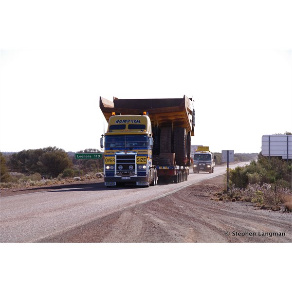 This load took up both sides of the road