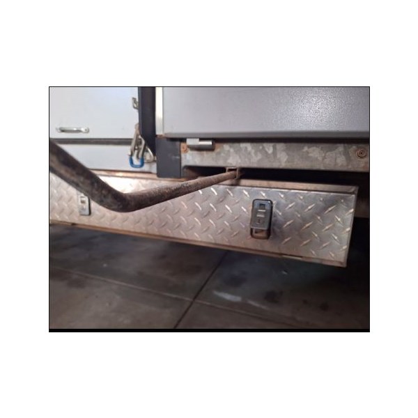 Spare wheel winch handle