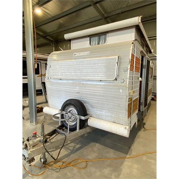 1978 Franklin Snipe Caravan