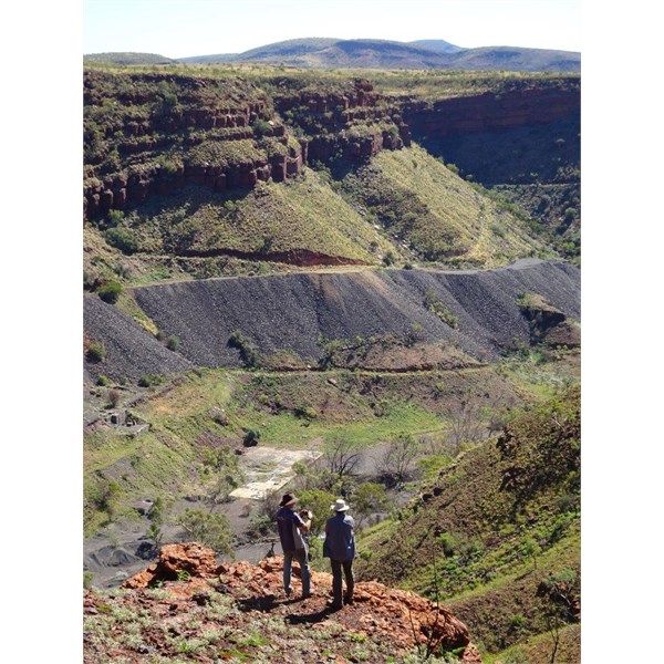 Wittenoom gorge from above