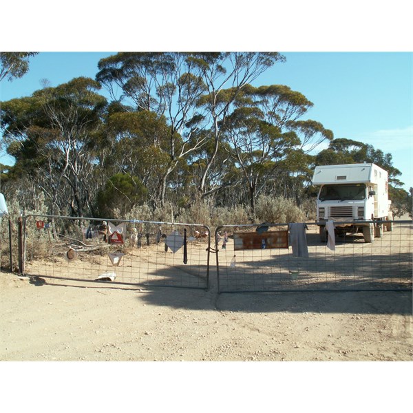 Heading North from Israelite Bay 2006