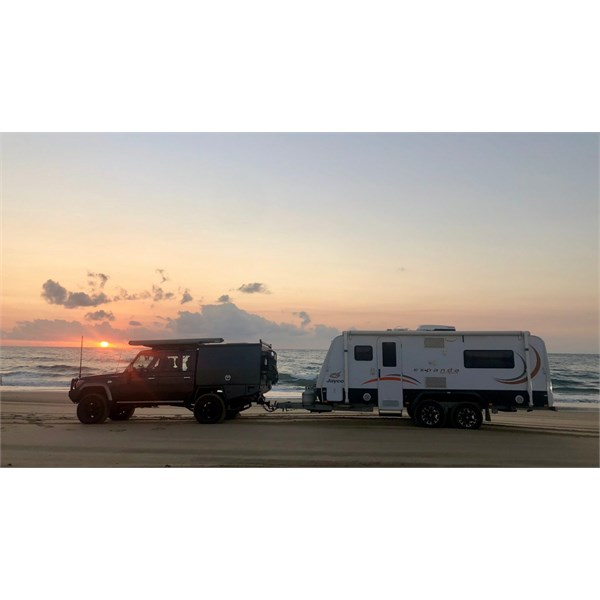 FRASER ISLAND SUNRISE