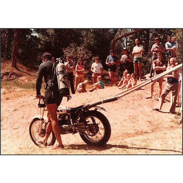 John Pfitzner taking the bike to the Katherine River