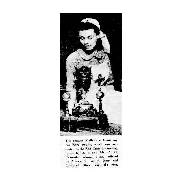 Melbourne Centenery Air Race Trophy Red Cross 1941