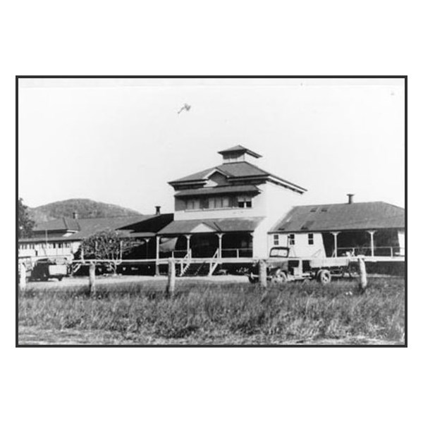Cooktown Hospital built in 1880, replaced in 1976. This photo 1940